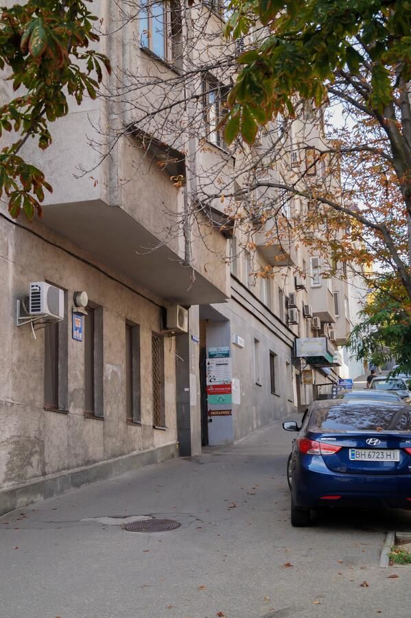 Апартаменты Apartment Triokhsviatytelskaya Street 3 Киев-34