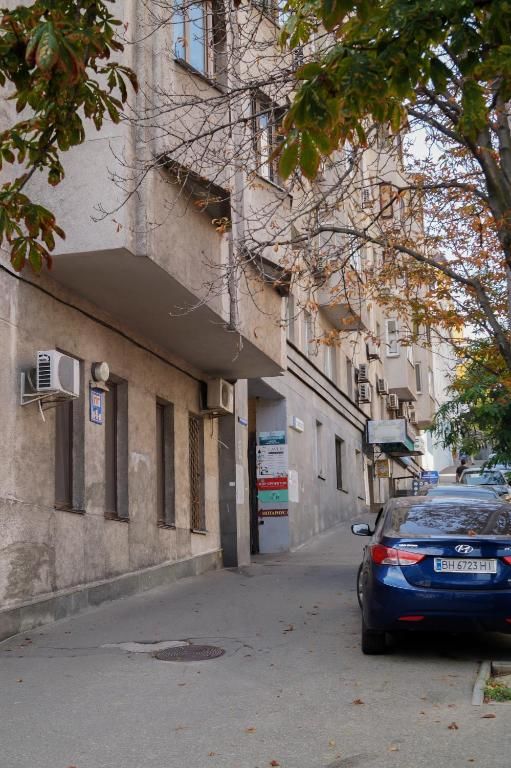 Апартаменты Apartment Triokhsviatytelskaya Street 3 Киев-50
